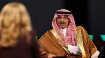 وزير المالية السعودي يوضح مصير مشاريع رؤية 2030 ويؤكد على التحديات التي قد تؤثر على نيوم 1